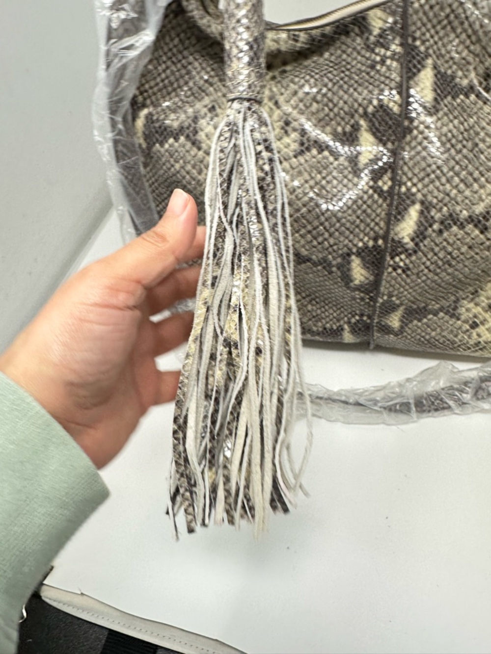 NEW G.I.L.I. GILI Milano Double Zip Exotic Leather Hobo Bag Purse Snake Grey - Picture 10 of 15